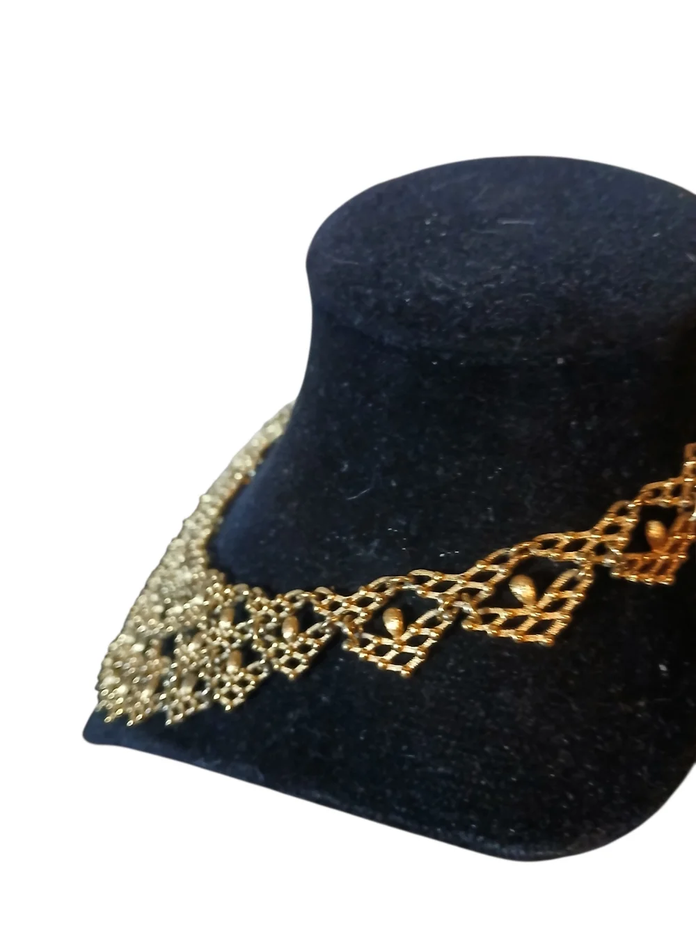 Monet Signed Vintage Bib Style Statement Necklace - Picture 7 of 12